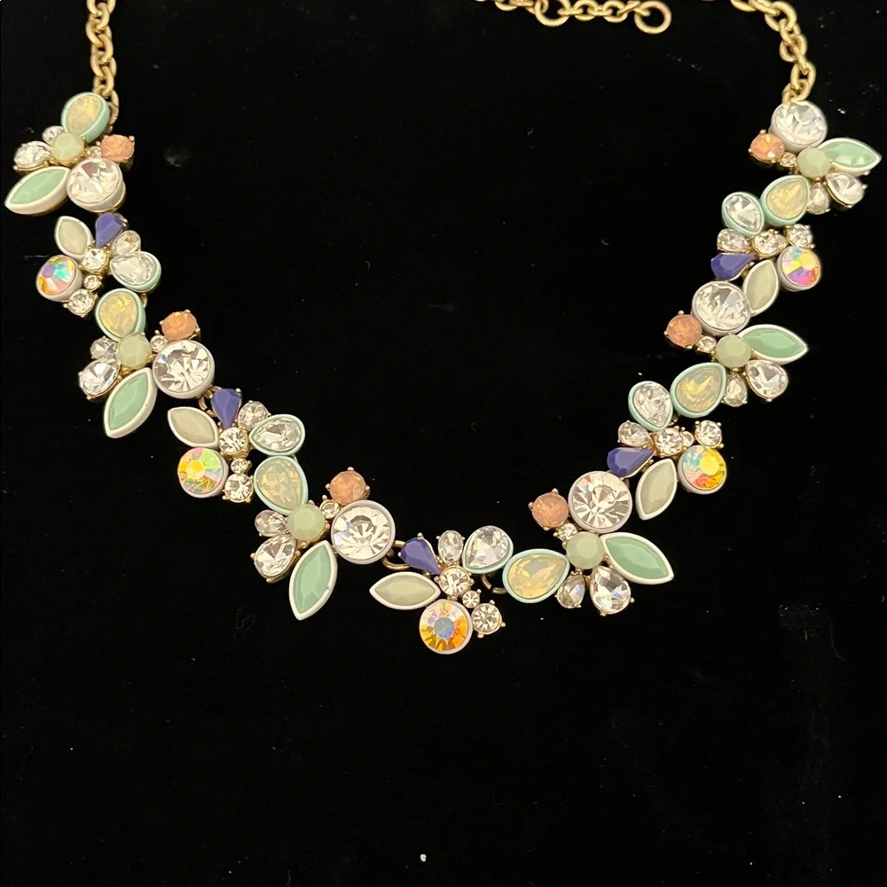 1613 * J.Crew Ombre Brulee crystal foliage statement necklace - Picture 3 of 4